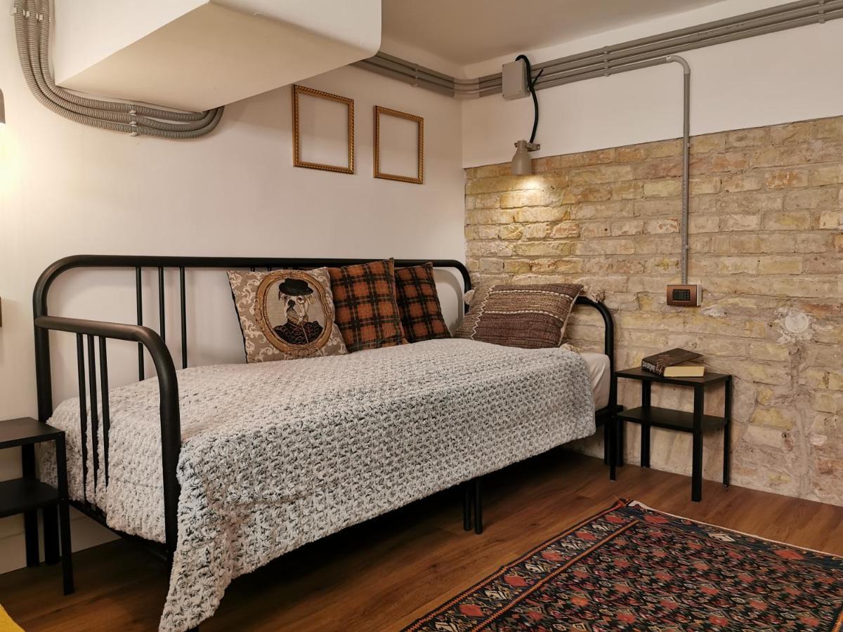 The Address Loft 22Ppl Appartement Boedapest Buitenkant foto